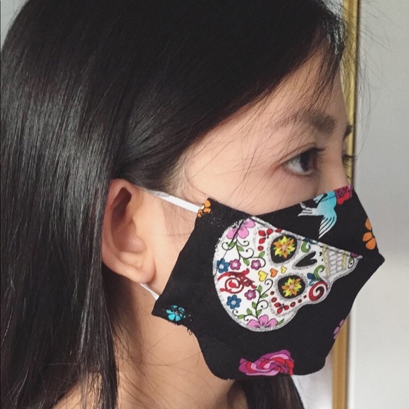 3D-Fit Filter Pocket Face Mask - Picture 2 of 6